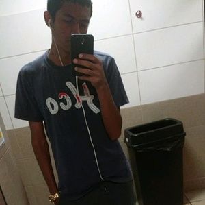 Meet your Posher, Manuel